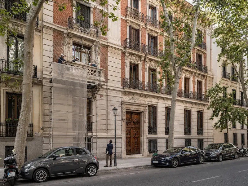 Reformas en edificios protegidos y ZBE en el retiro