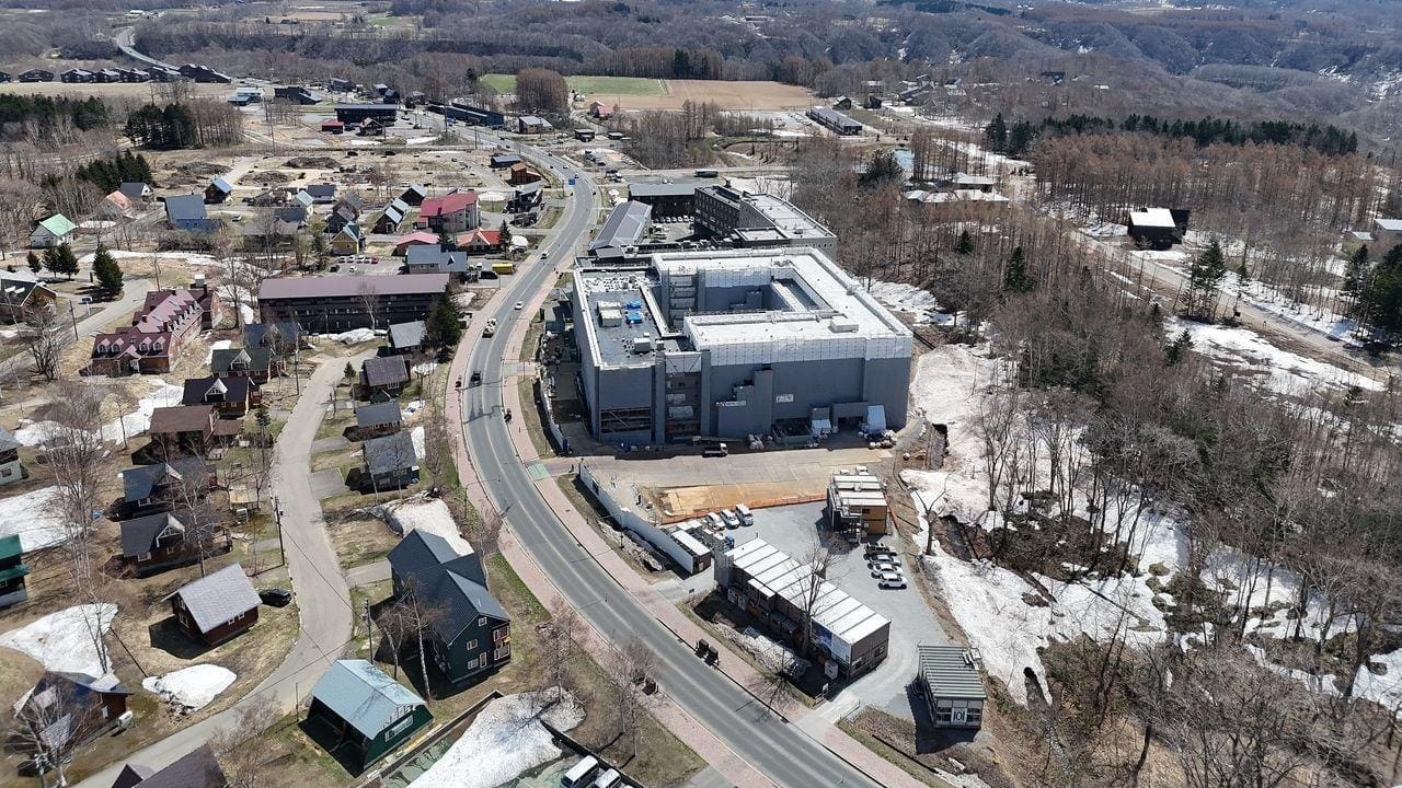 07-hotel101-niseko-obra-abril-2026